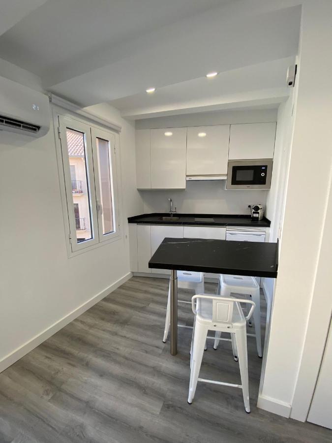 Apartamentos San Martin Plasencia Exterior photo