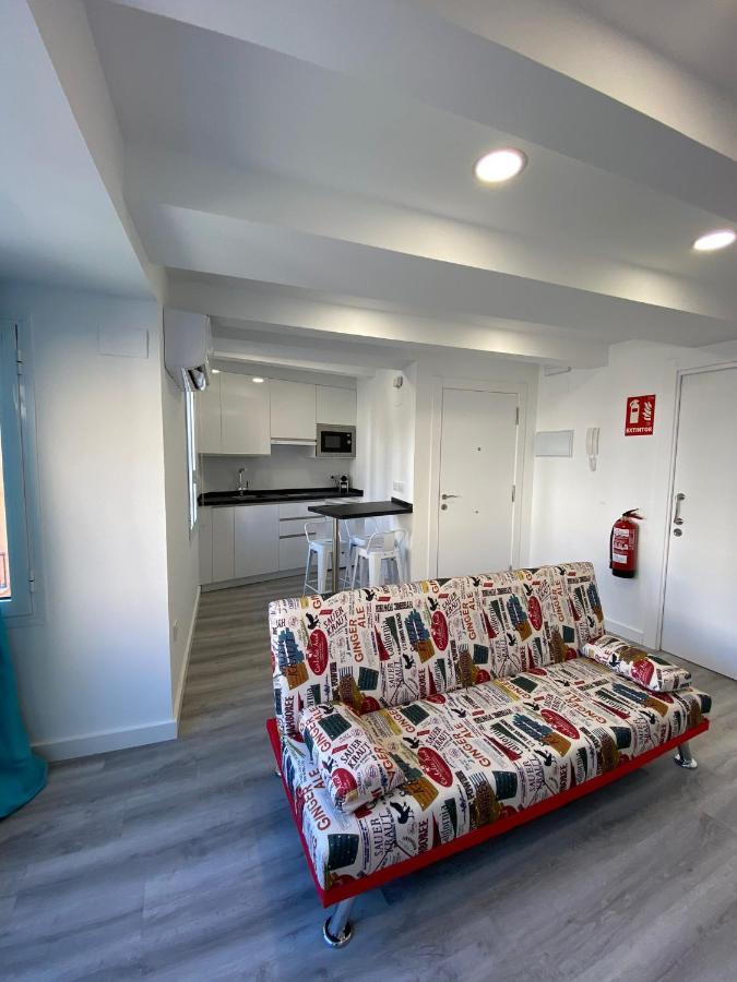 Apartamentos San Martin Plasencia Exterior photo