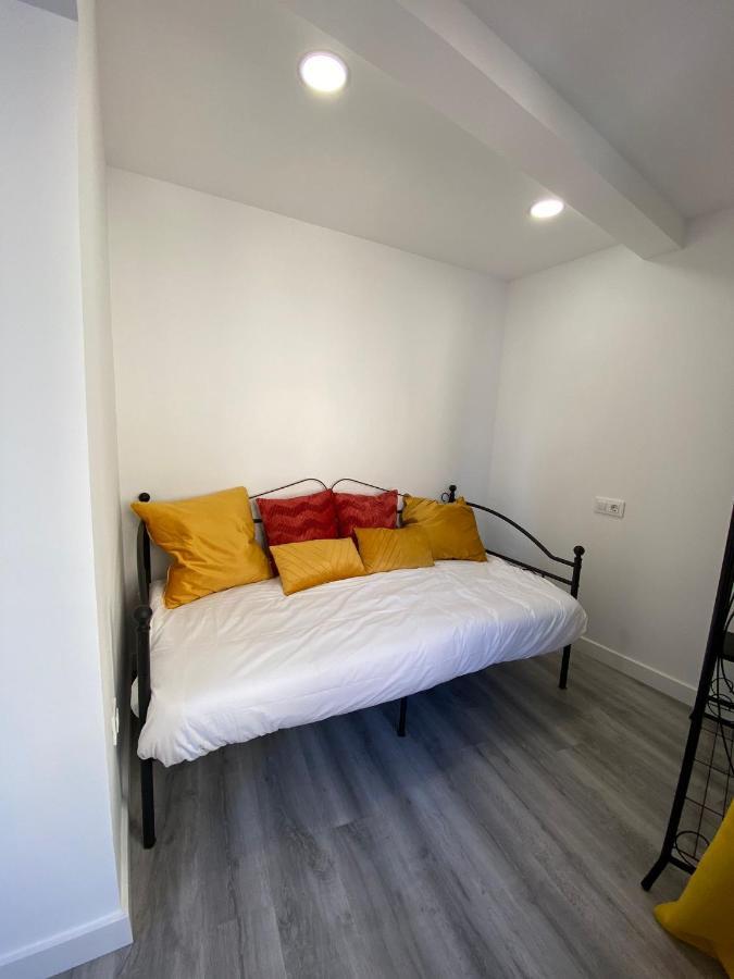 Apartamentos San Martin Plasencia Exterior photo